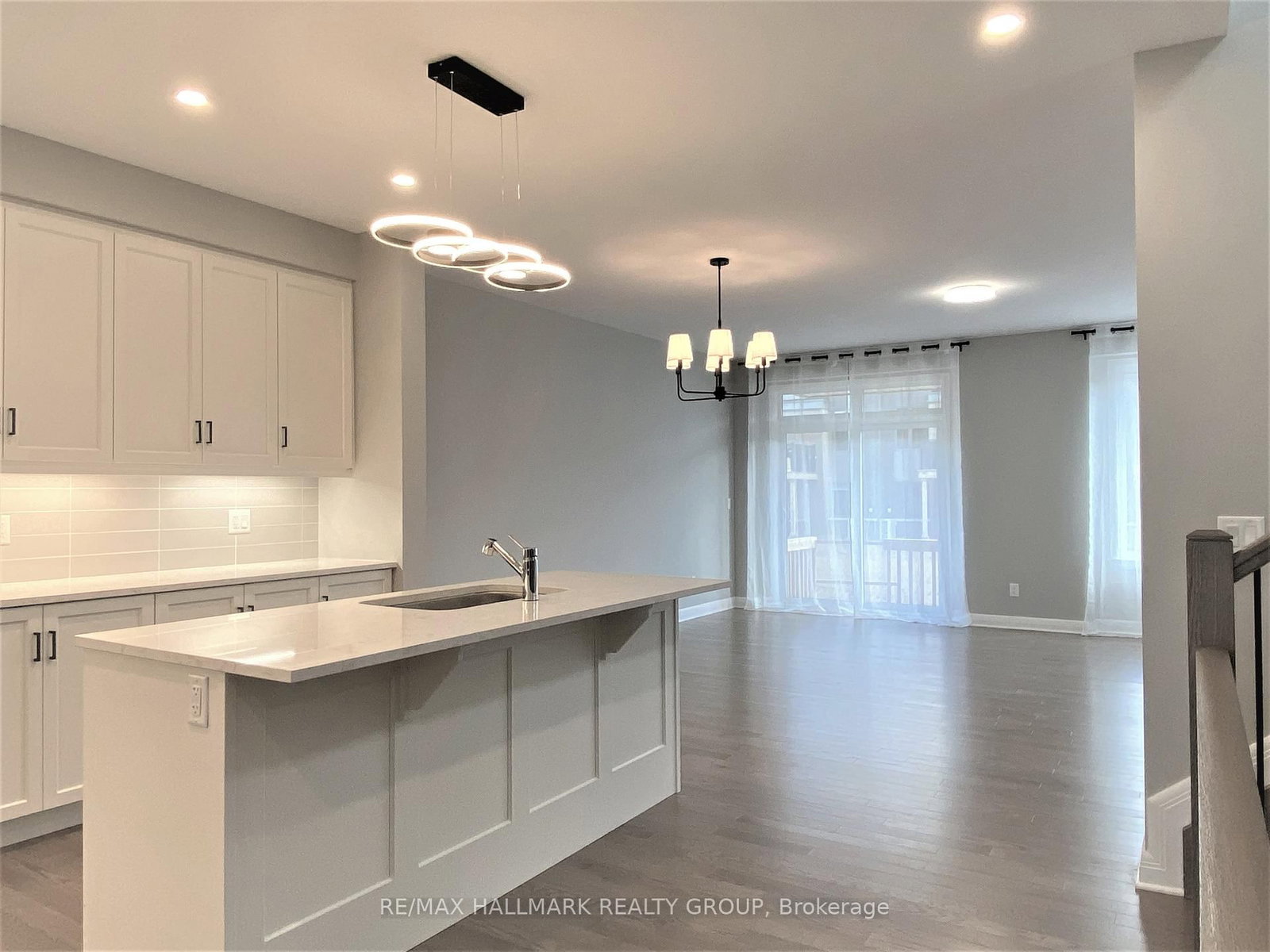 72 MICHAEL STOQUA Street W • Ottawa, ON photo 9
