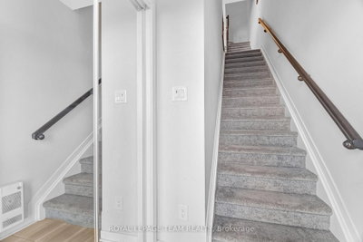 620 Parnian Private — photo 4