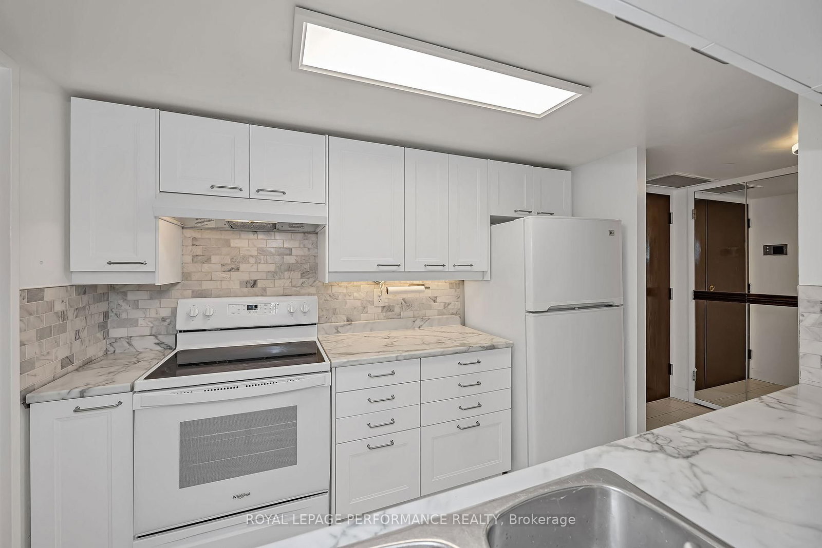 2019 Carling Avenue N • #408 • Ottawa, ON photo 15