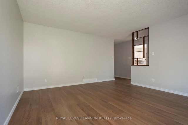 103 Elron Cres