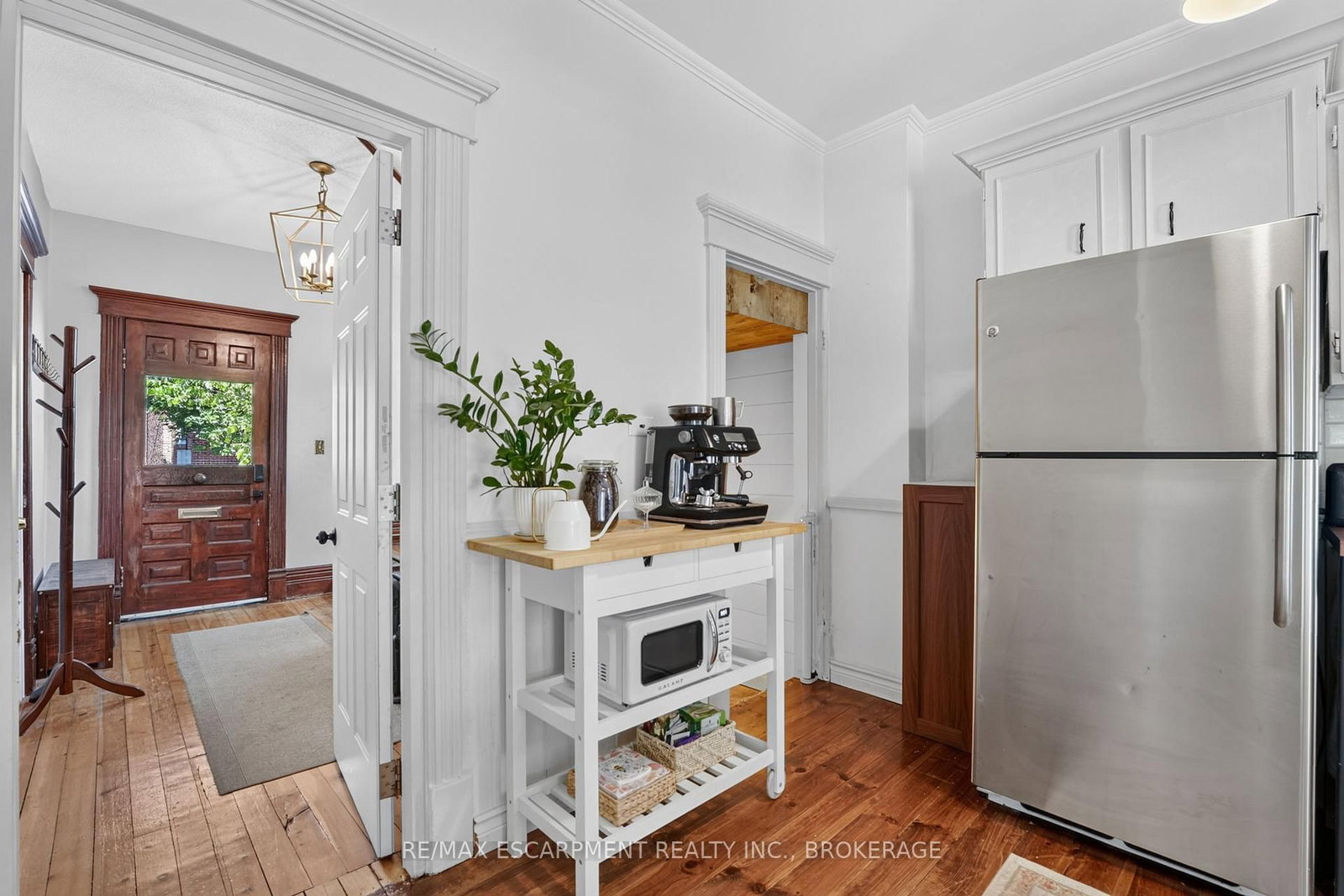 111 Main Street W • Grimsby, ON photo 21