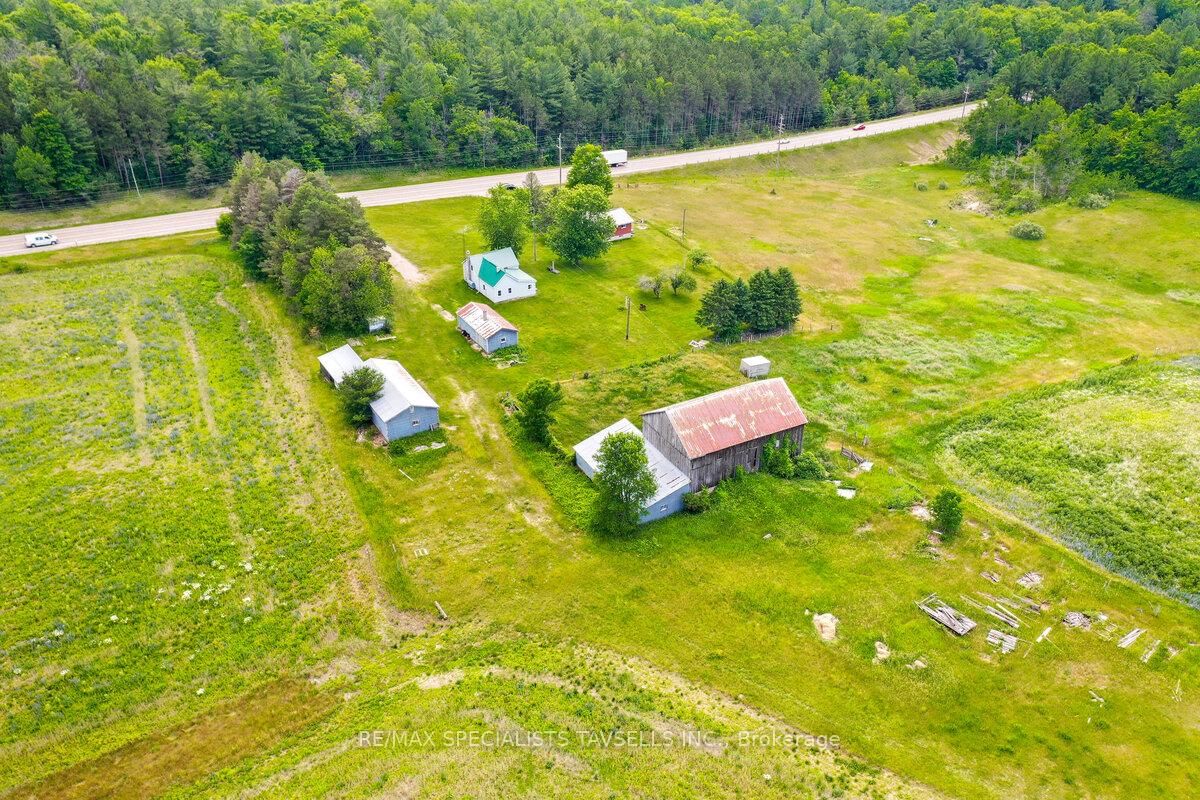 938198 Airport Road • Mulmur, ON photo 12