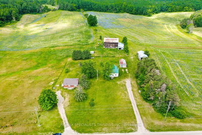 938198 Airport Road — photo 2