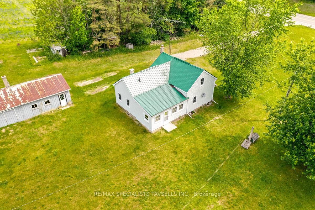 938198 Airport Road • Mulmur, ON photo 7