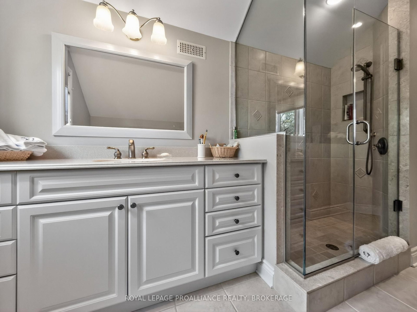 178 Nicholson Point Road • Bath, ON photo 24