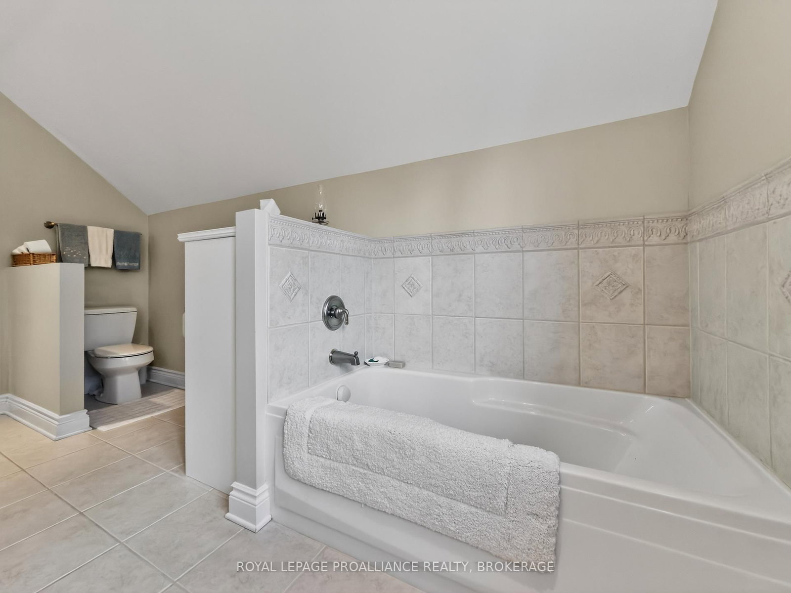 178 Nicholson Point Road • Bath, ON photo 25