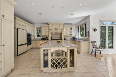 178 Nicholson Point Road • Bath, ON photo 9