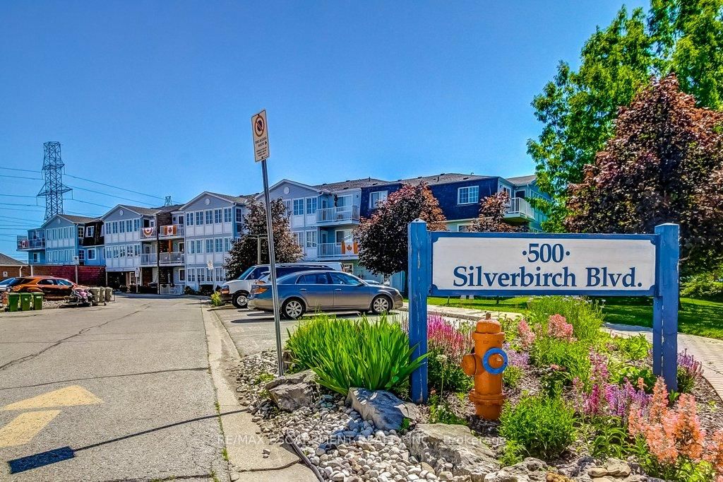 203-500 Silverbirch Boulevard, Hamilton, ON
