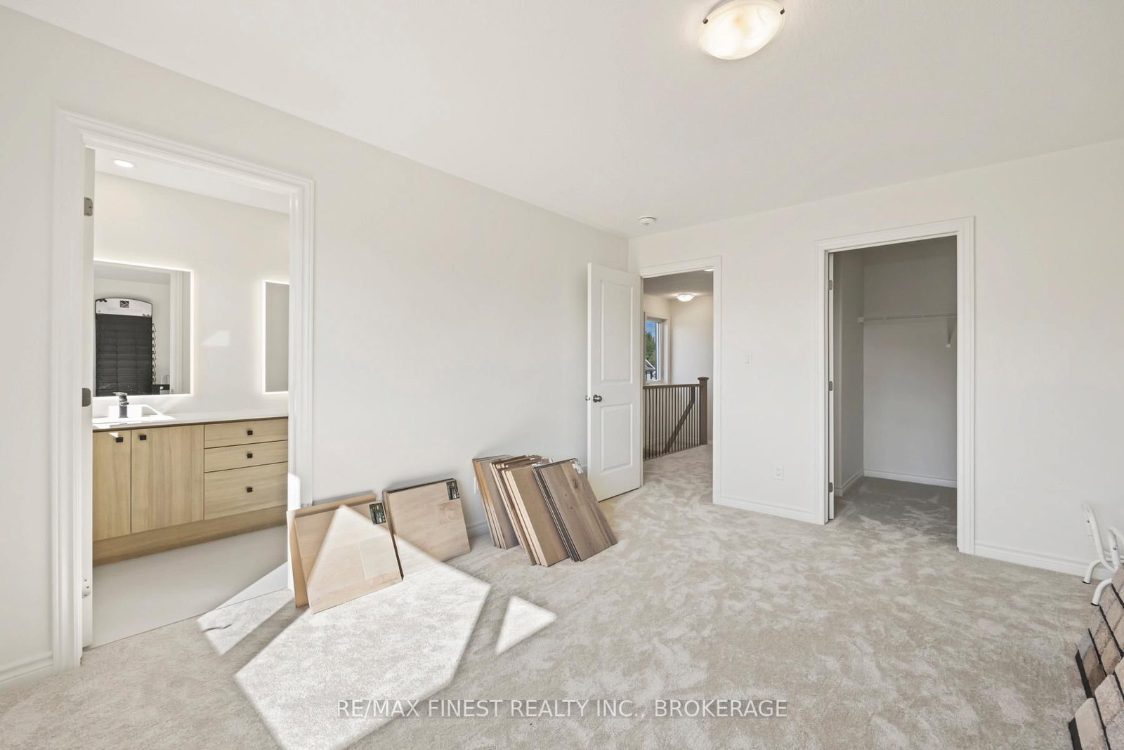 192 HERITAGE PARK Drive • Greater Napanee, ON photo 14
