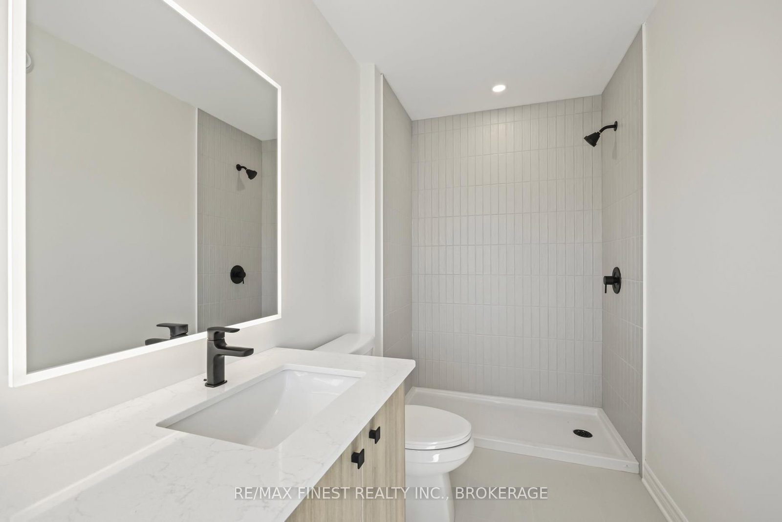 192 HERITAGE PARK Drive • Greater Napanee, ON photo 16