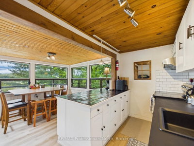 1760 Valley Road • Huntsville, ON photo 8
