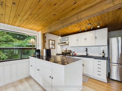1760 Valley Road • Huntsville, ON photo 9