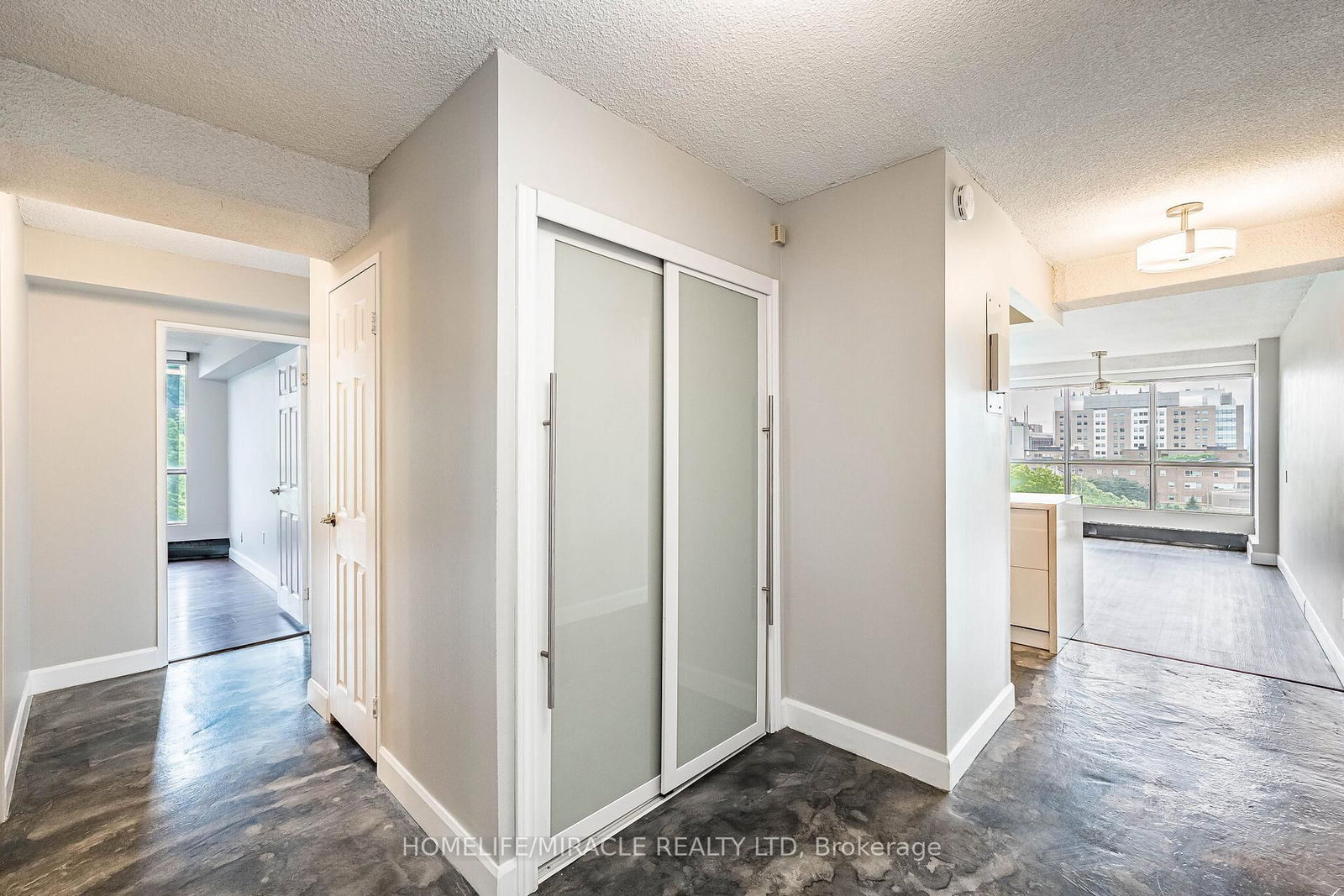 150 E Charlton Avenue • #1408 • Hamilton, ON photo 14