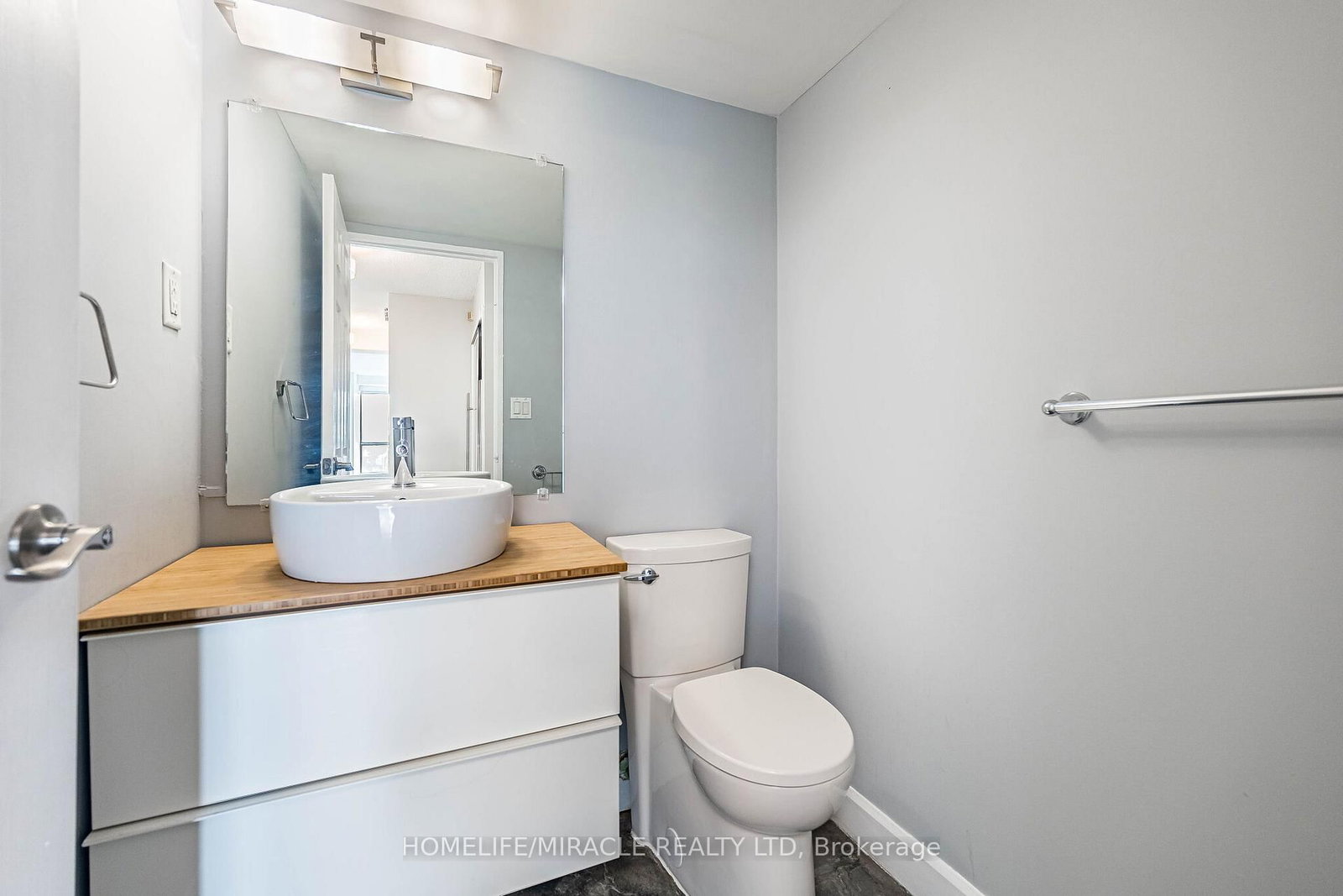 150 E Charlton Avenue • #1408 • Hamilton, ON photo 24