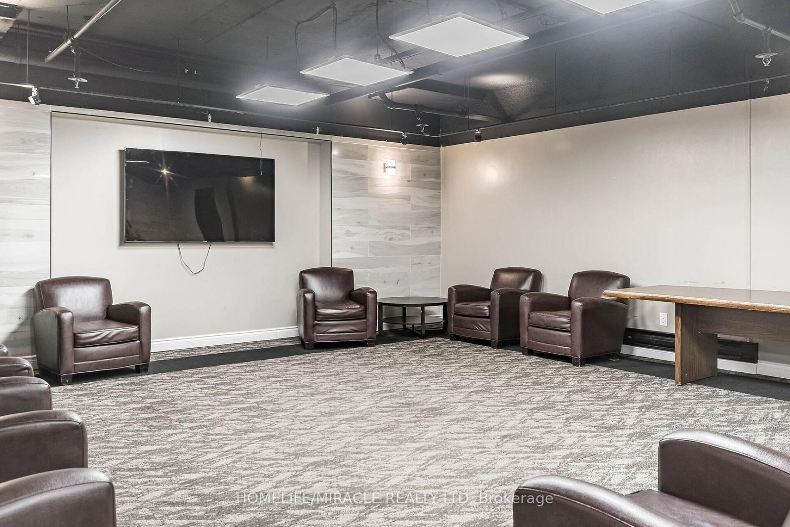 150 E Charlton Avenue • #1408 • Hamilton, ON photo 41