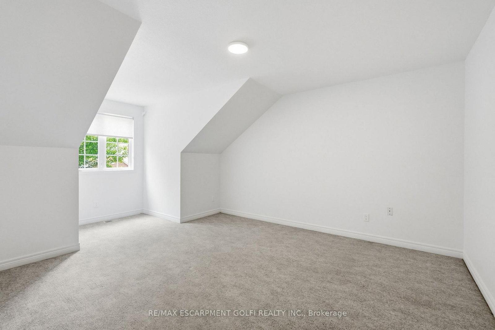 292 THORNCREST Drive • Waterloo, ON photo 31