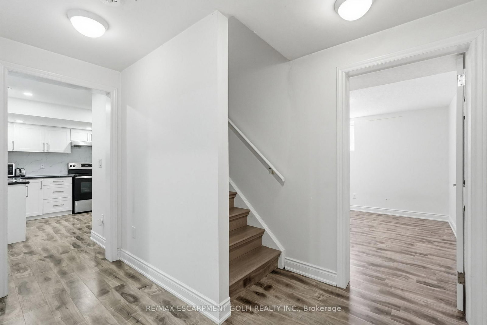 292 THORNCREST Drive • Waterloo, ON photo 36