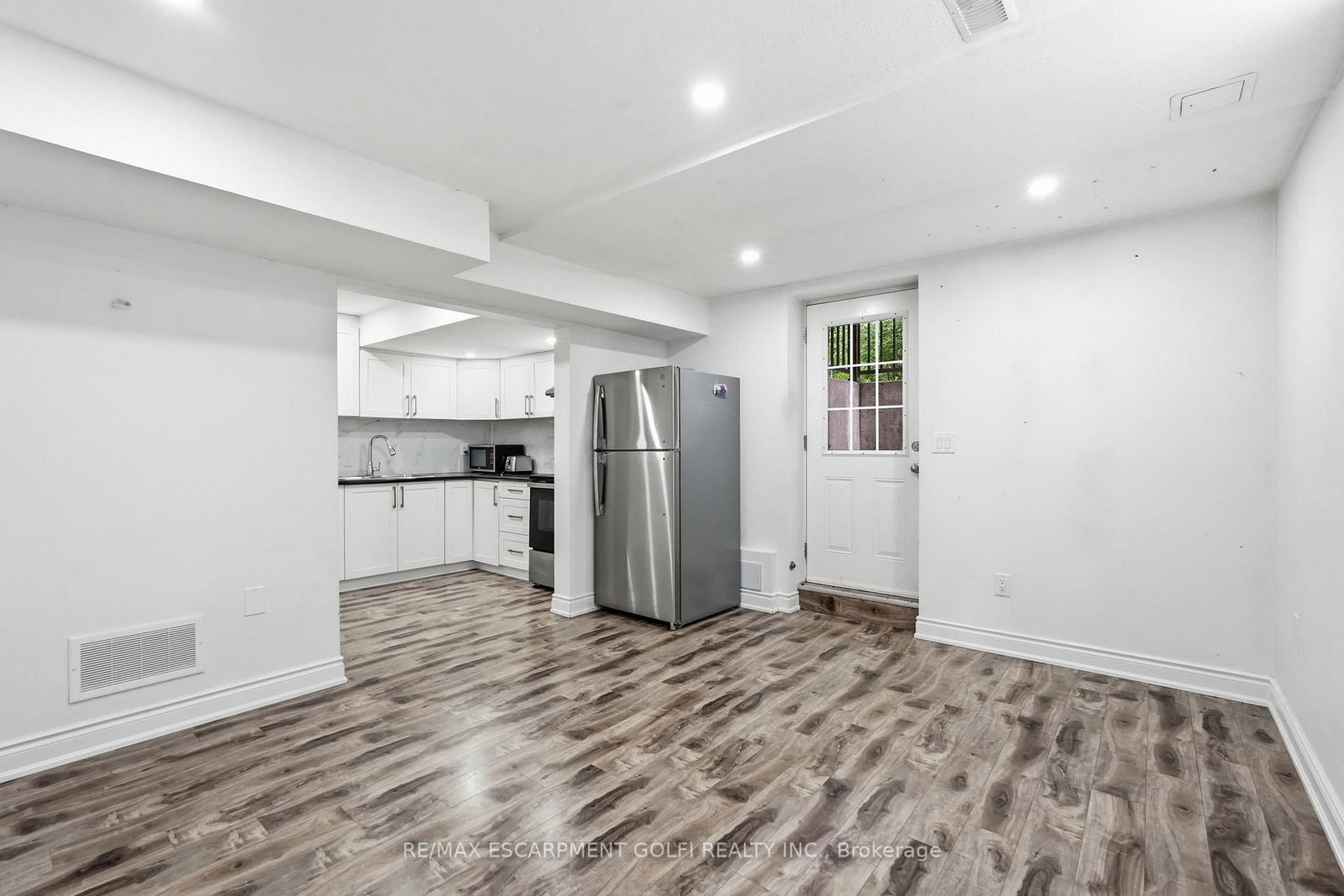 292 THORNCREST Drive • Waterloo, ON photo 39