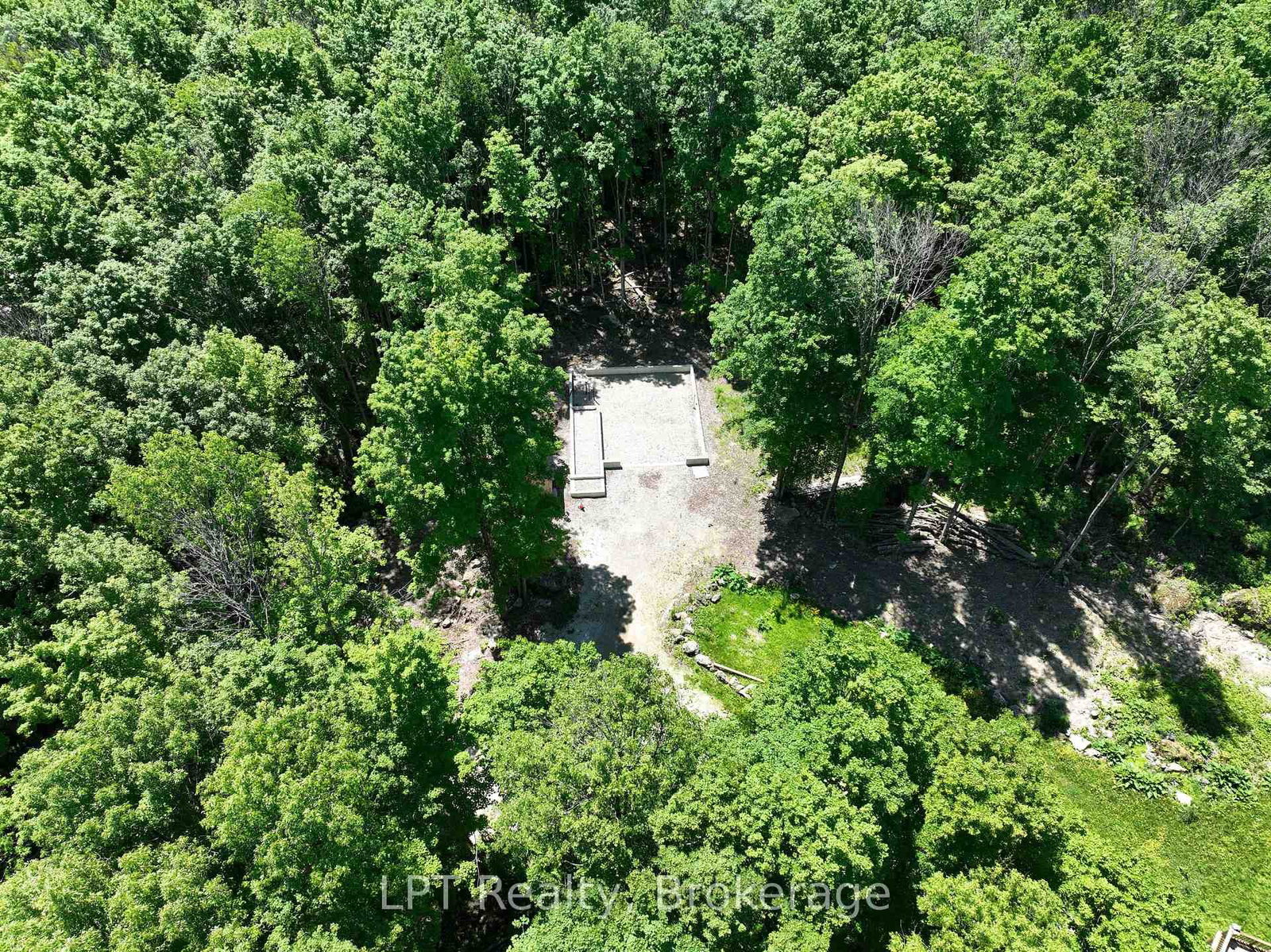 382488 CONCESSION 17 Road • Georgian Bluffs, ON photo 47
