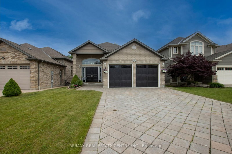 home for sale on 2878 Devon Road