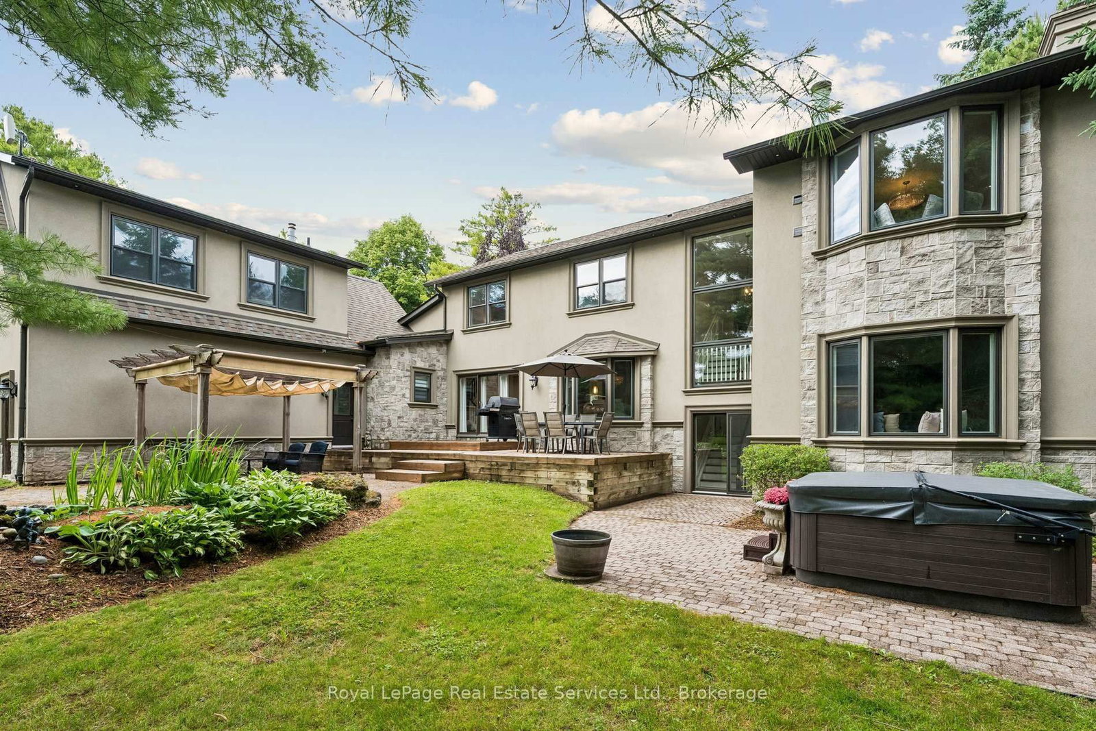 1 Stonebury Place • Hamilton, ON photo 43