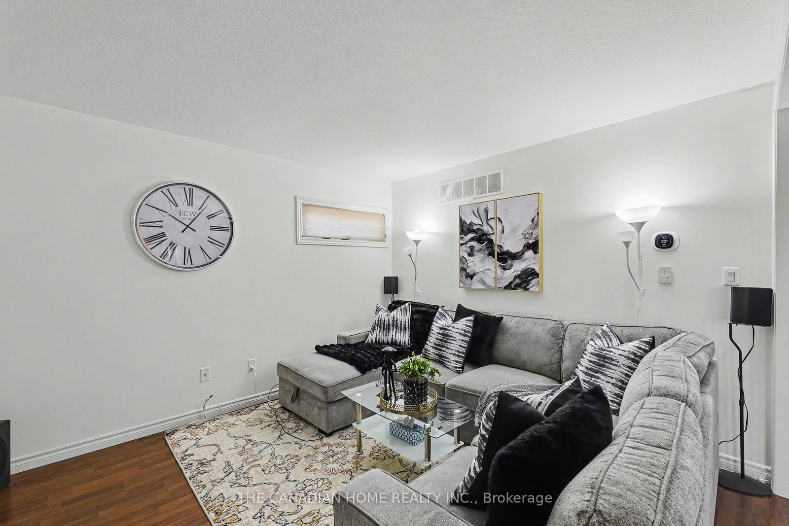 219 E PICTON Street • Goderich, ON photo 15