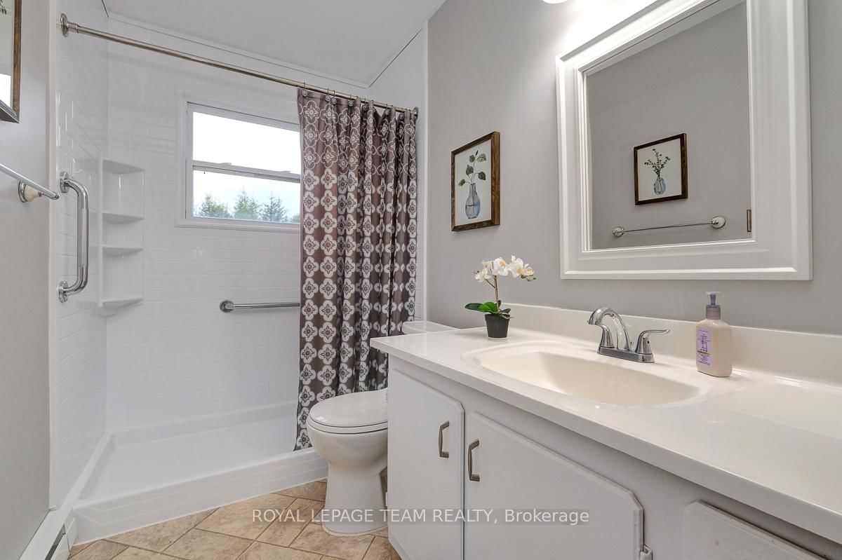 324 County rd. 25 Road • North Grenville, ON photo 27