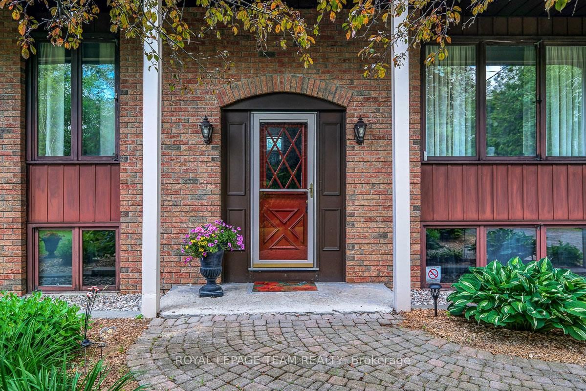 324 County rd. 25 Road • North Grenville, ON photo 5