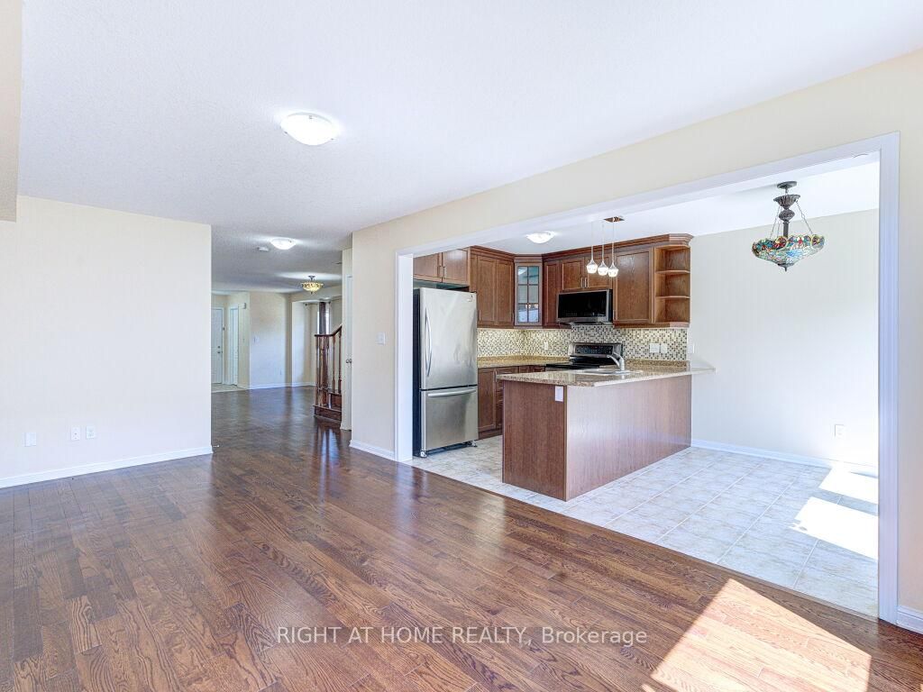 63 Lupo Drive • Hamilton, ON photo 14