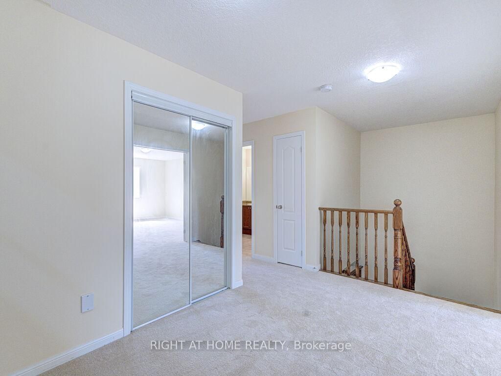 63 Lupo Drive • Hamilton, ON photo 27