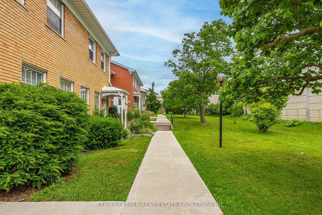 62 - 1220 ROYAL YORK Road