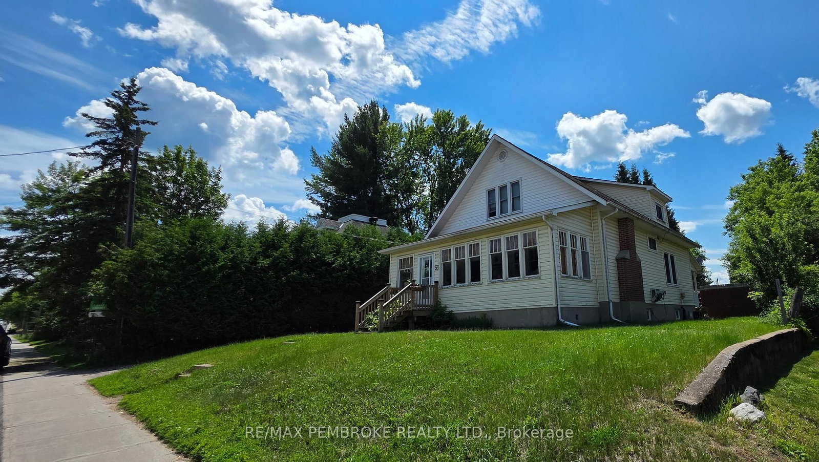 33 Doran Road • Petawawa, ON photo 24