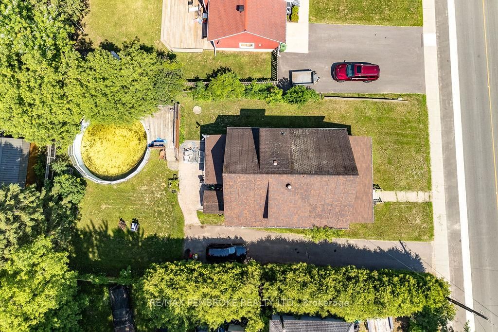 33 Doran Road • Petawawa, ON photo 27