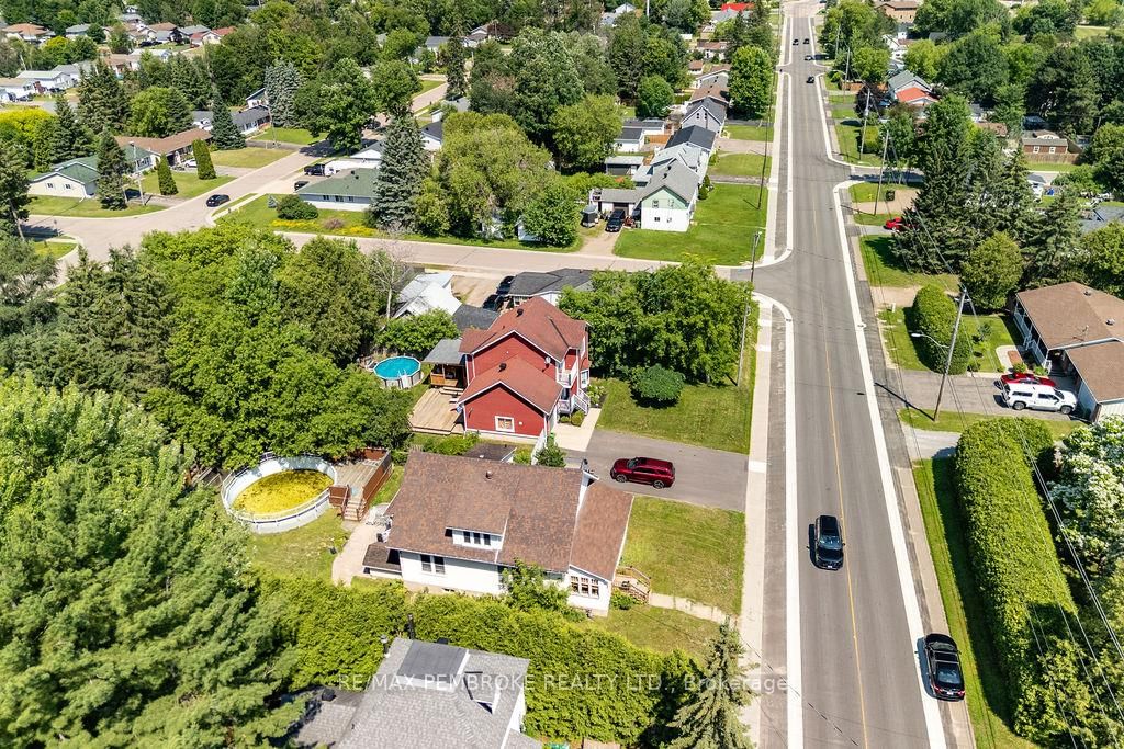33 Doran Road • Petawawa, ON photo 28