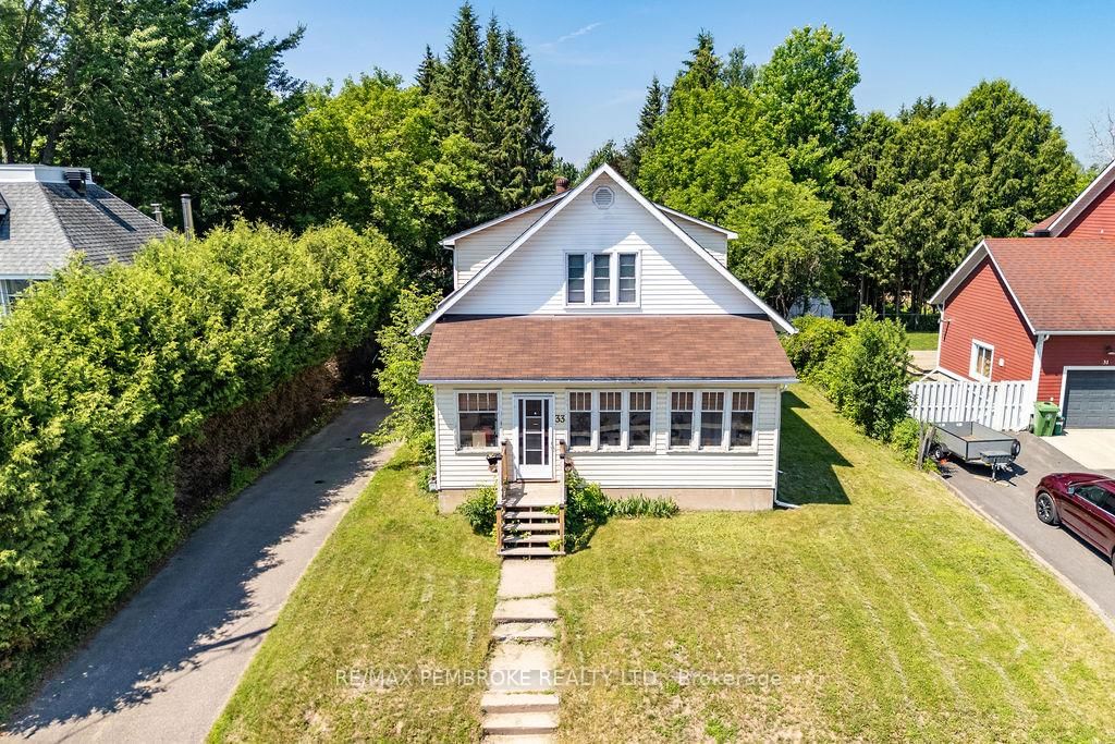 33 Doran Road • Petawawa, ON photo 5