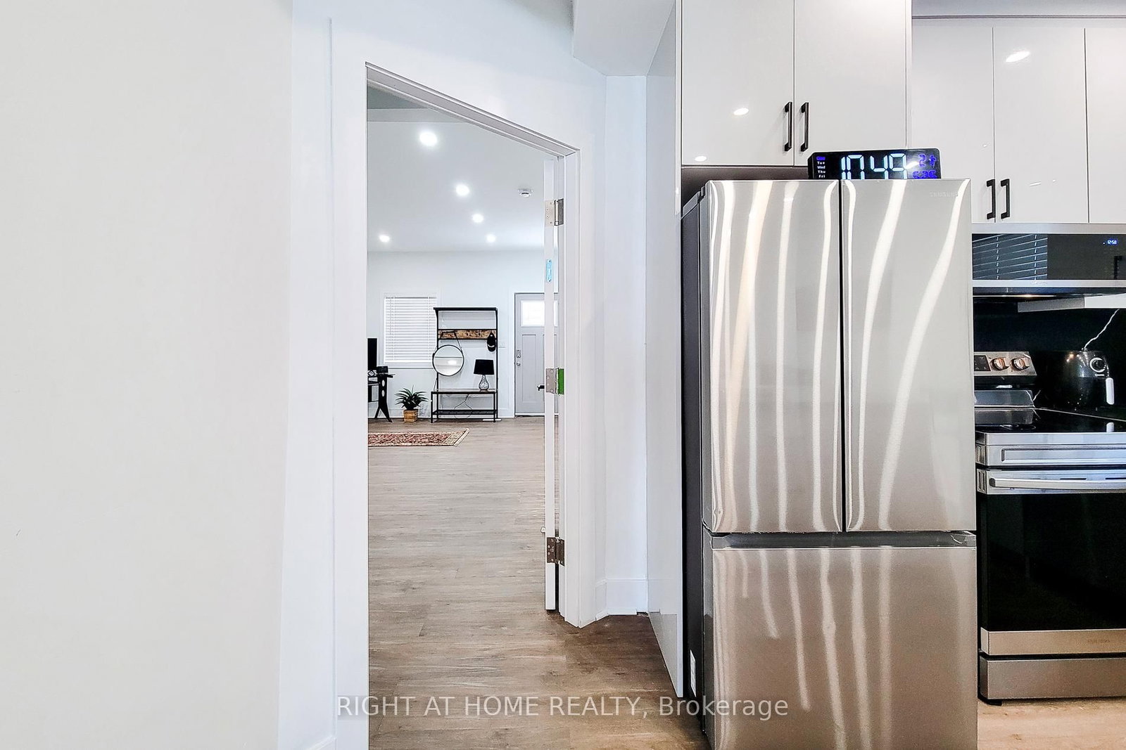 78 Hillyard Street • Hamilton, ON photo 24