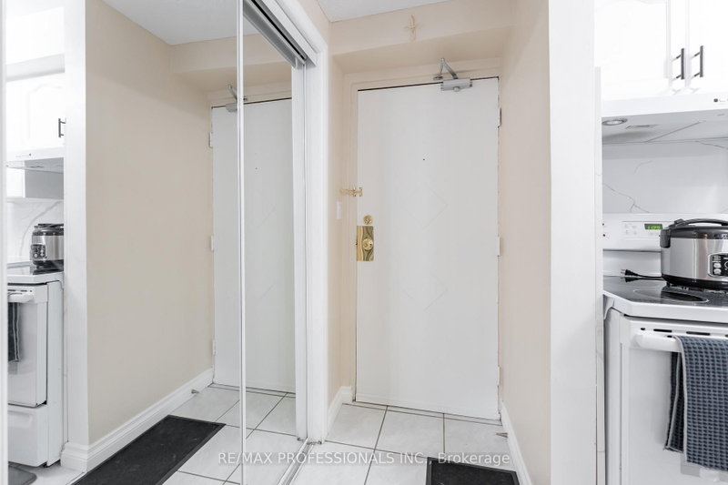111 - 75 Glenburn Court
