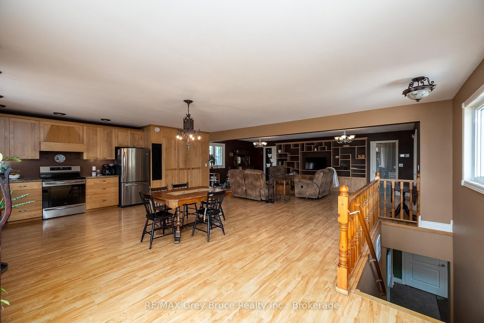 114 Victoria Street • Chatsworth, ON photo 6