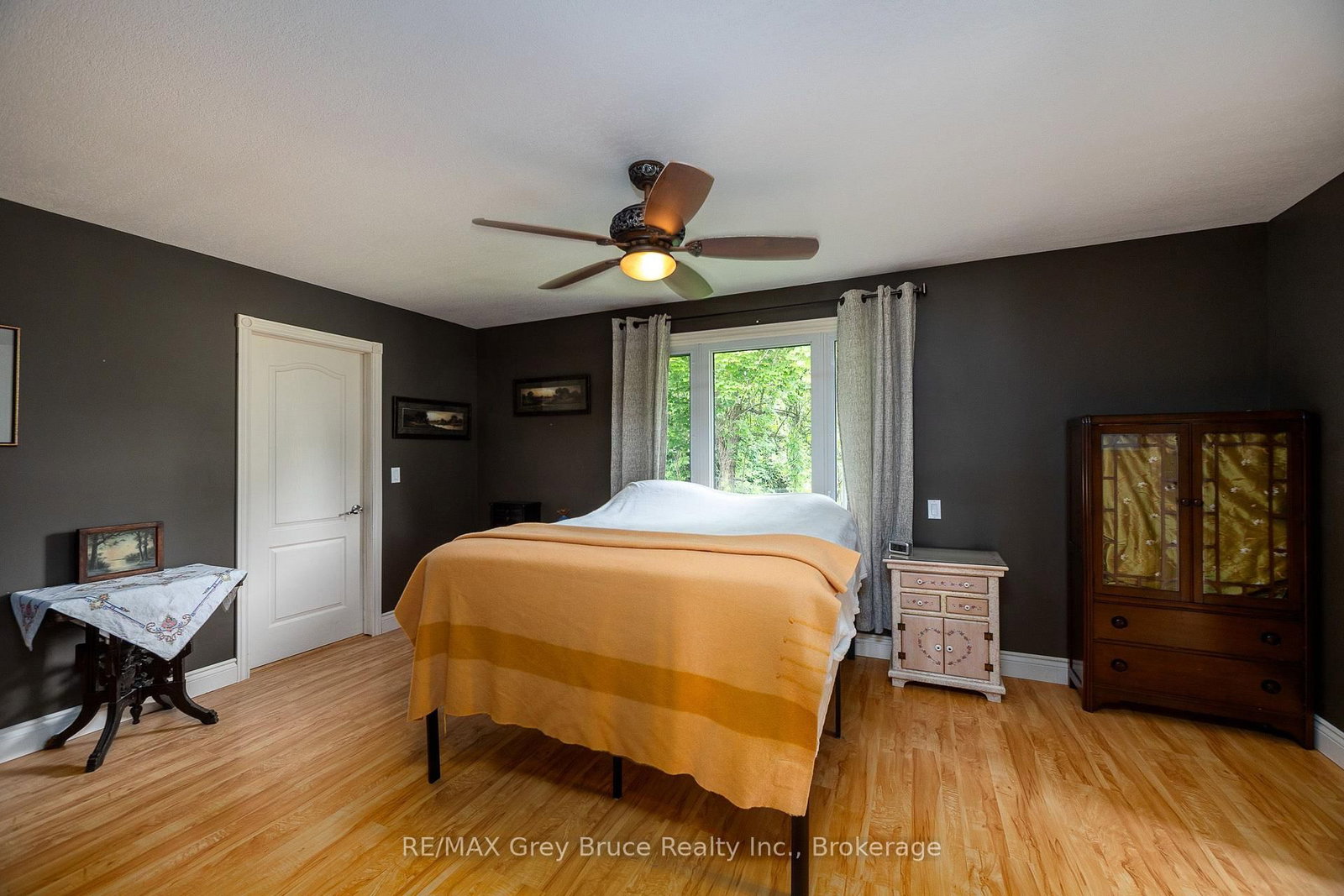 114 Victoria Street • Chatsworth, ON photo 8