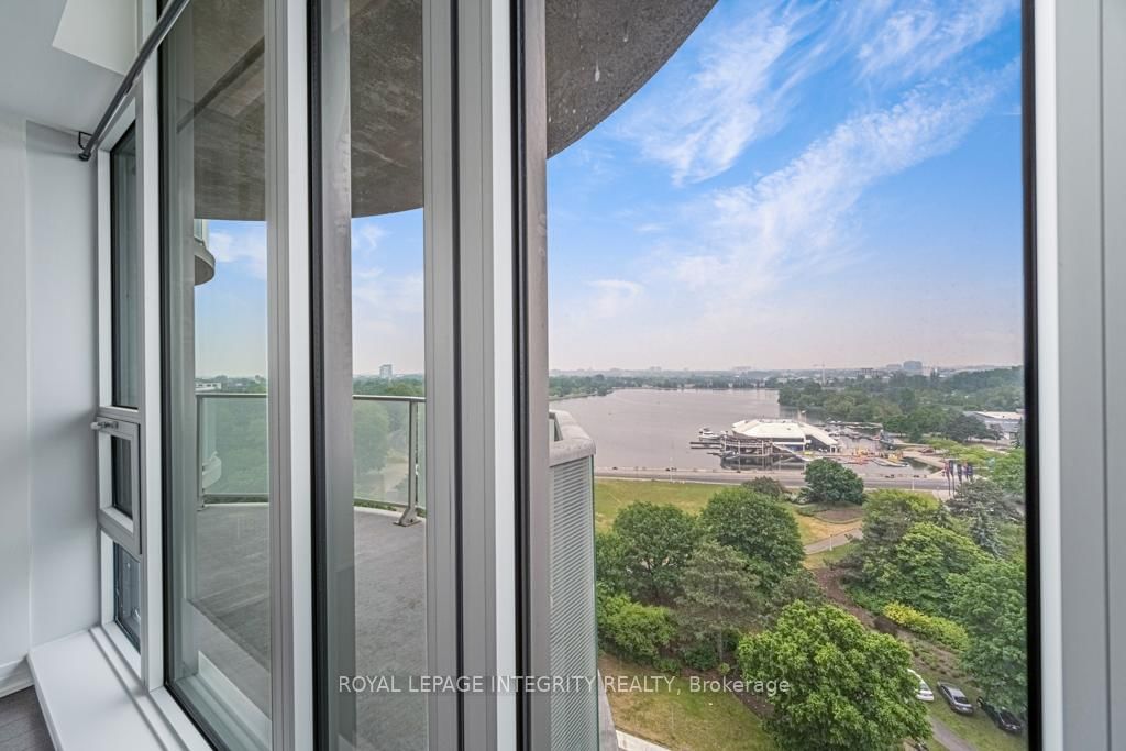 805 CARLING Avenue • #1105 • Ottawa, ON photo 23