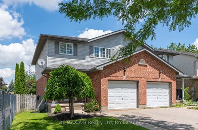 108 Walsh Crescent • Stratford, ON photo 2