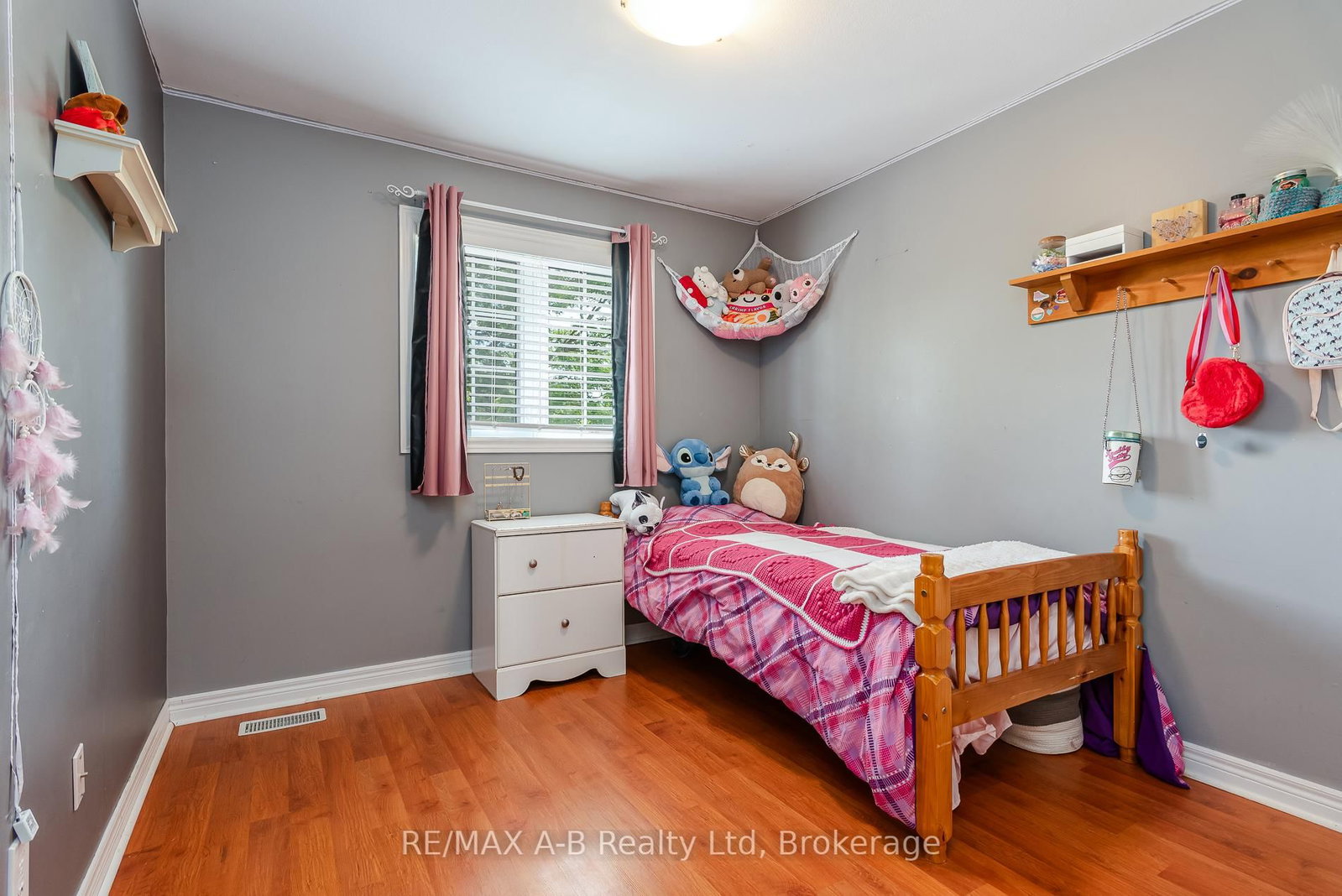 108 Walsh Crescent • Stratford, ON photo 38