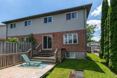 108 Walsh Crescent • Stratford, ON photo 6