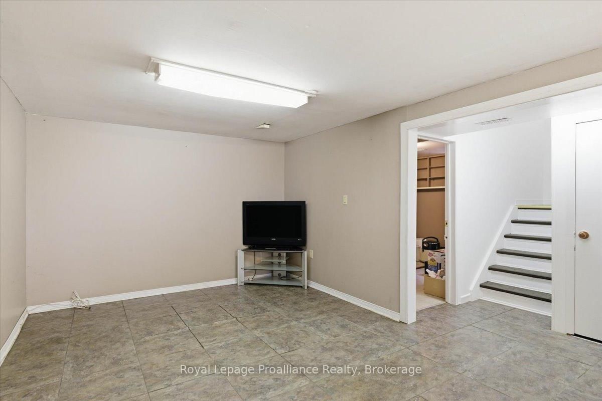 131 Prospect Hill • Quinte West, ON photo 26