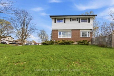 131 Prospect Hill • Quinte West, ON photo 4