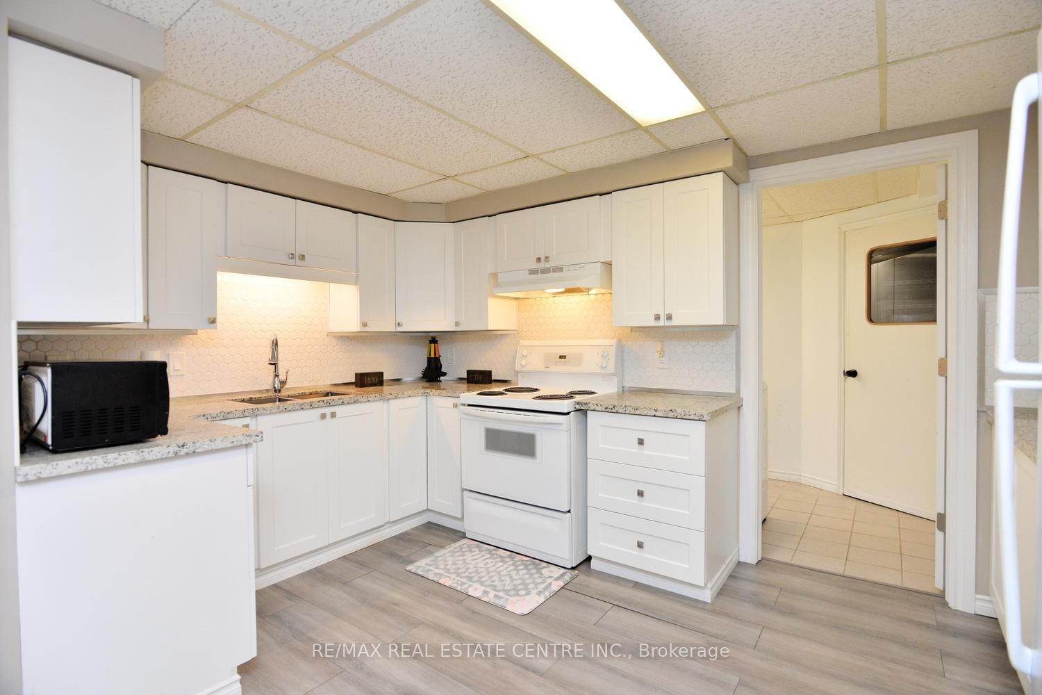 43 Regalview Drive • Hamilton, ON photo 39
