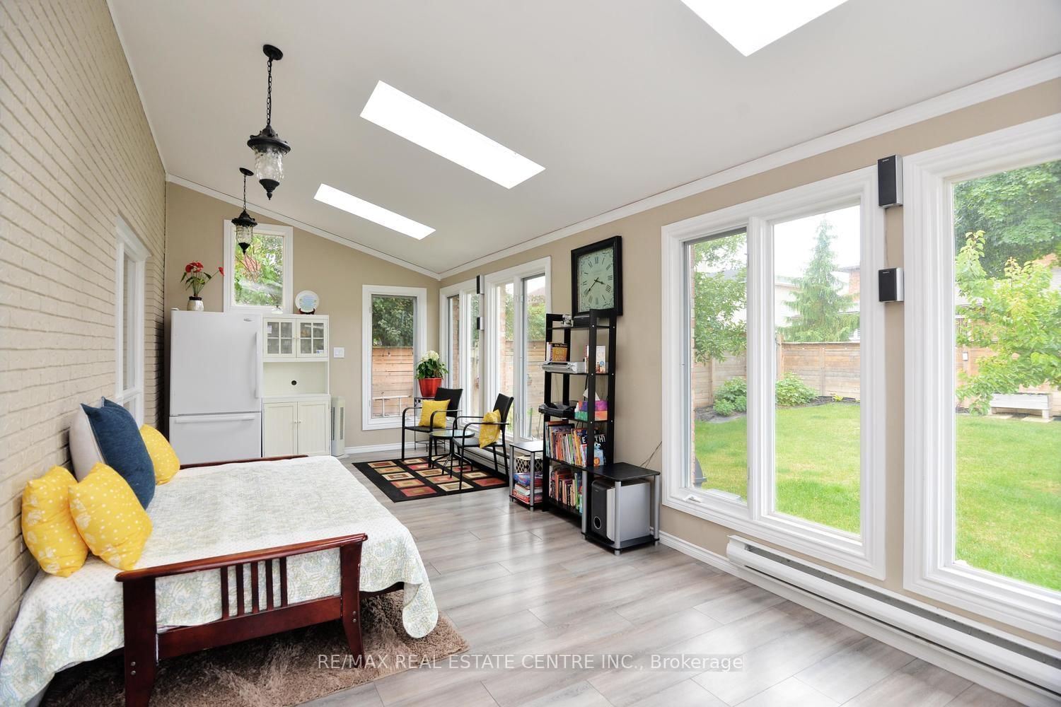 43 Regalview Drive • Hamilton, ON photo 41