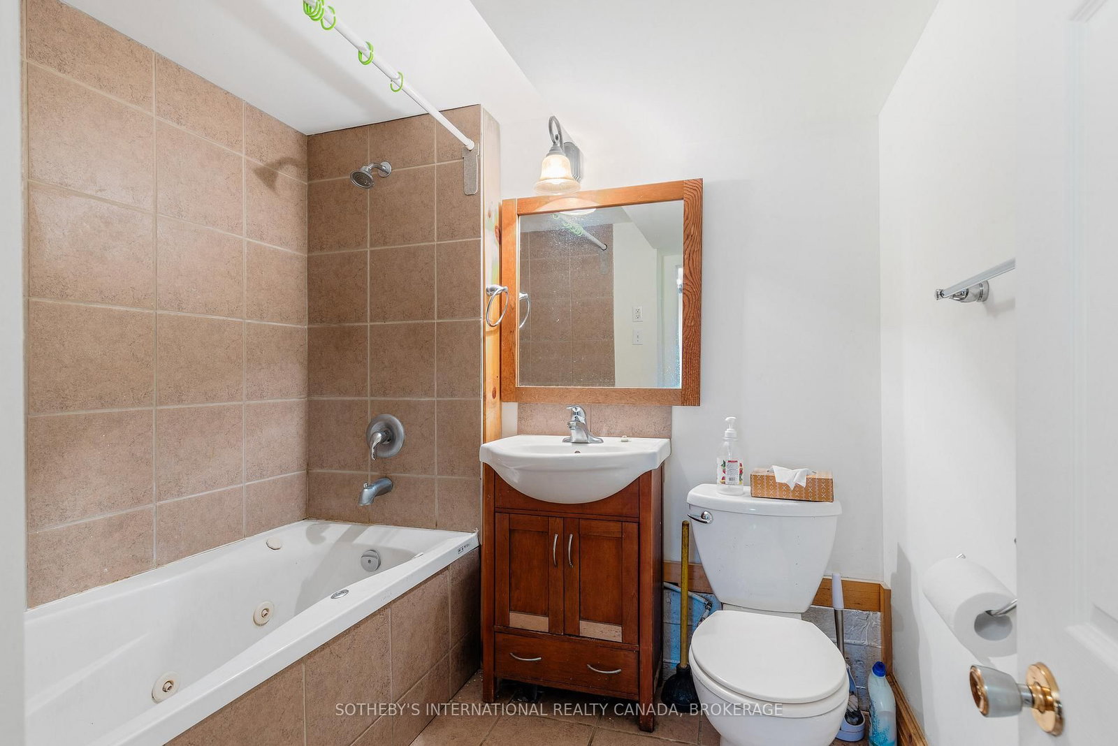 50 - 60 Water Street • Gananoque, ON photo 20