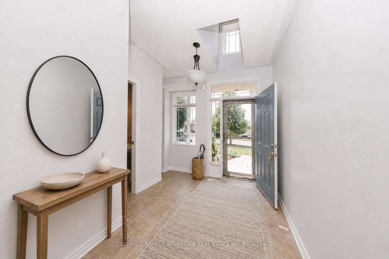 18 Willson Crossing Court • Pelham, ON photo 3