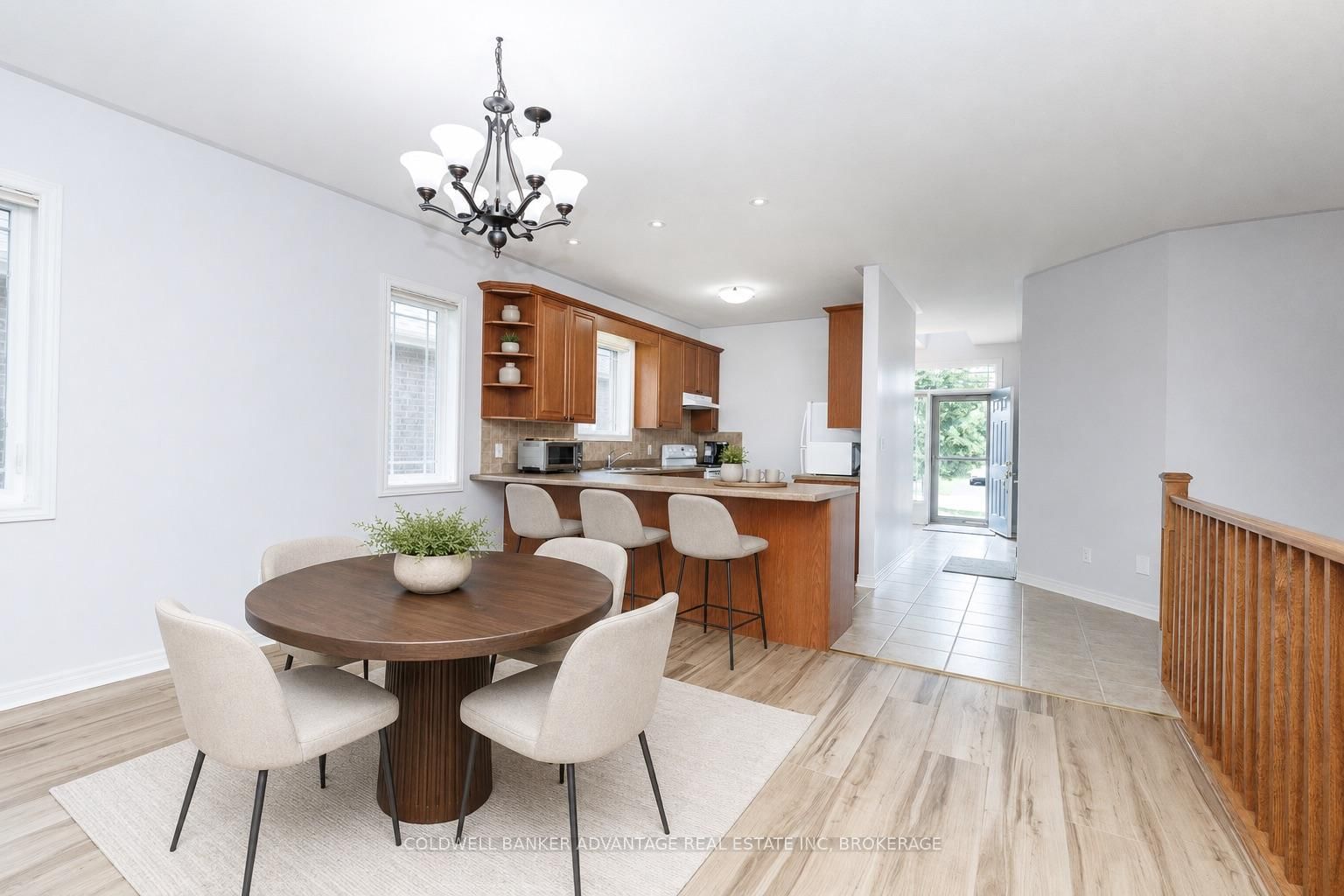 18 Willson Crossing Court • Pelham, ON photo 5